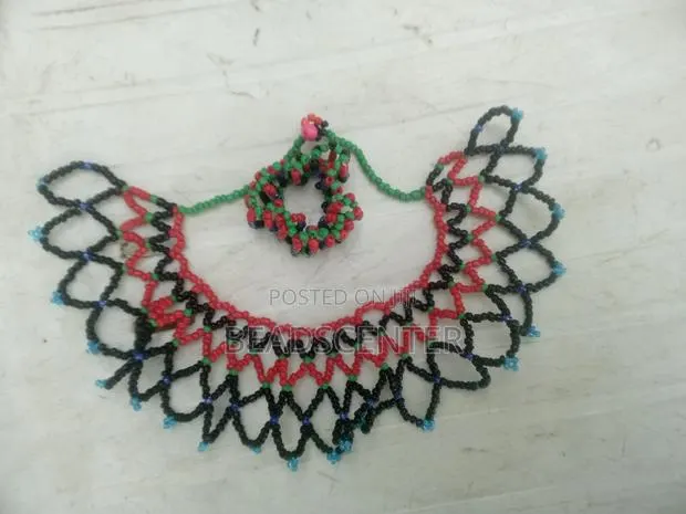 Beaded Necklace · Photo 1