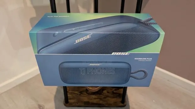 Bose Soundlink Plus Portable Speaker · Photo 1