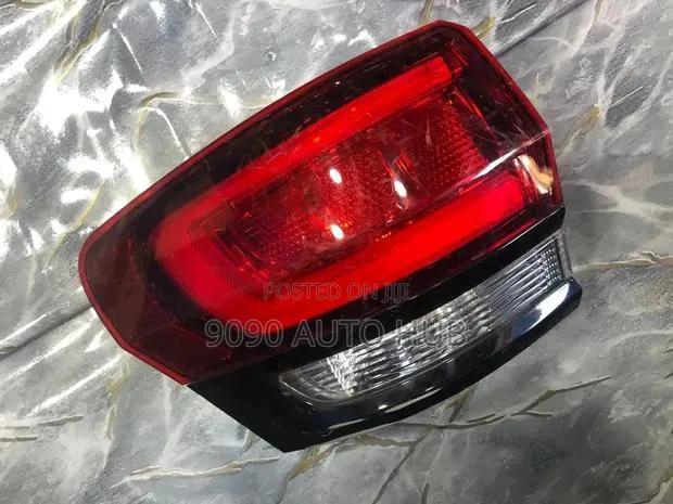 Jeep Grand Cherokee 2014 to 2018 to 2021 Left Taillight – Foreign Used · Photo 1