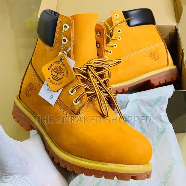 Timberland Boot Yellow Color Very Solid · Photo 1