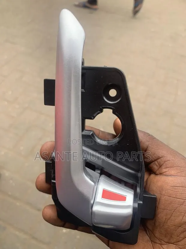 Kia Morning and Picanto Inside Door Handle · Photo 1