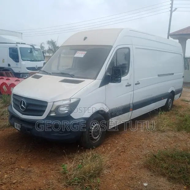 Mercedes-Benz Sprinter 2014 White · Photo 1