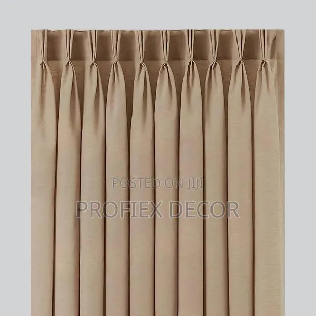 Luxury Window Curtains · Photo 1