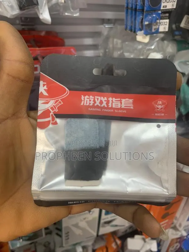Gaming Thumb Sleeves · Photo 1