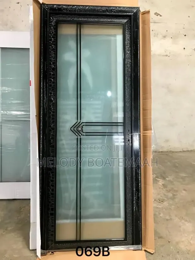 Bathroom Glass Door · Photo 1