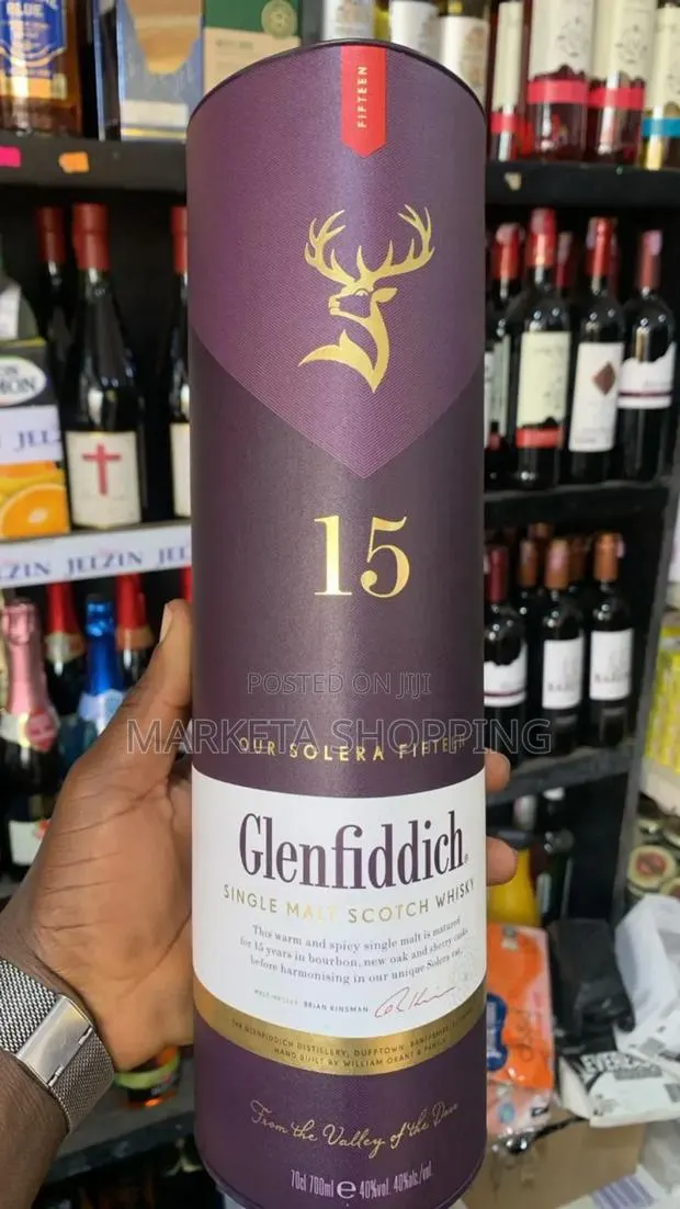 Glenfiddich Scotch Whisky 700ml 15 Years · Photo 1