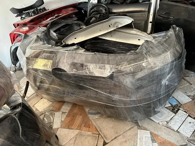 Toyota RAV4 19-23 Front Cut / Nose Cut Complete · Photo 1