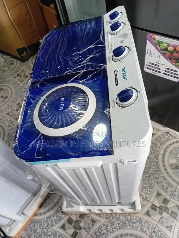 Energy-Saving Nexon 10kg Twin Tub Washer · Photo 1