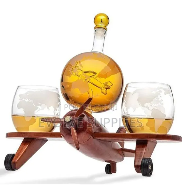 Aeroplane Theme Decanter · Photo 1