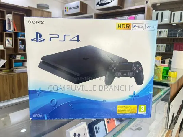 Sony Play Station 4 · Photo 1