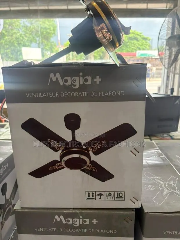 Magia + Ceiling Fan · Photo 1