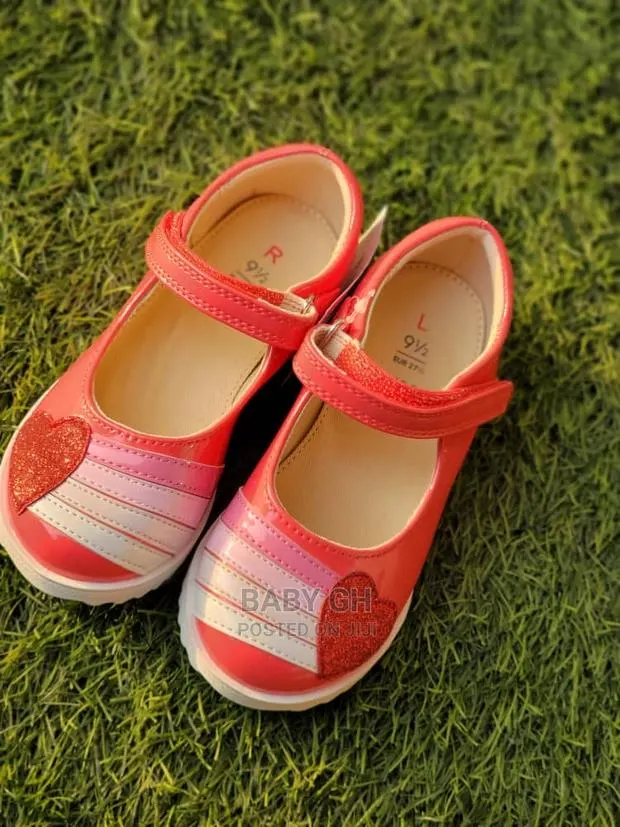 Marks and Spencer Shoes With Heart Design · Photo 1