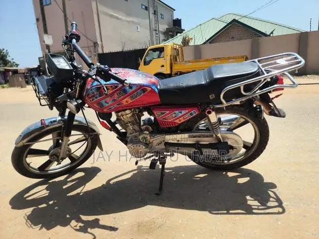 Royal RY125 2024 Red · Photo 1