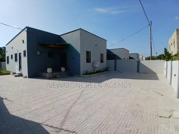 3bdrm Bungalow in Ayi Mensah, Accra Metropolitan for sale · Photo 1
