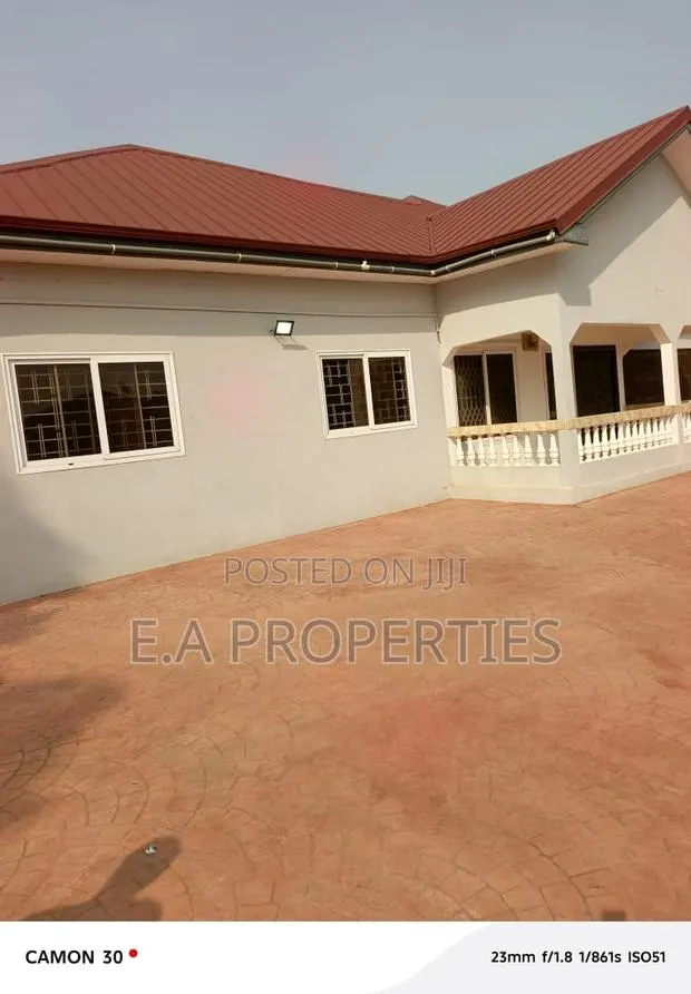 9bdrm House in E A Properties, SDA Area for sale · Photo 1