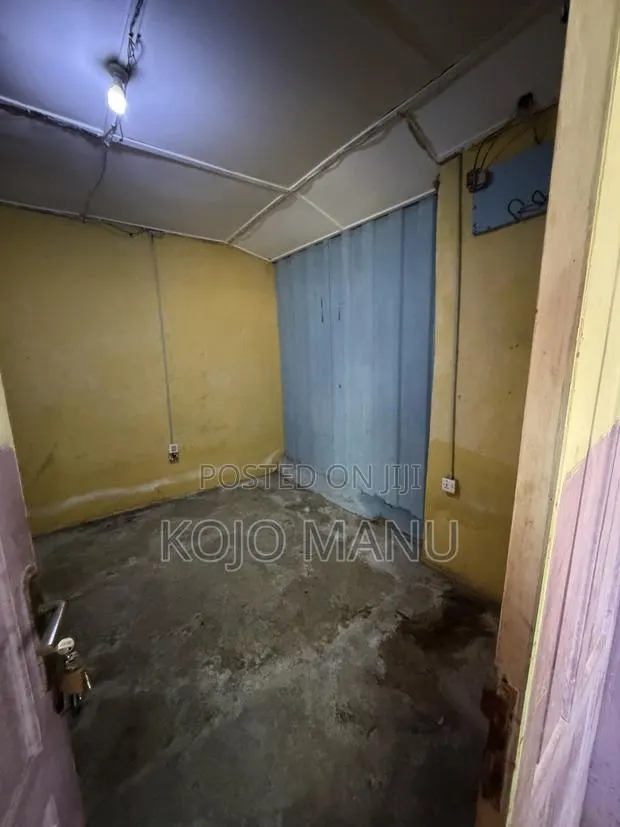Shop for Rent · Photo 1