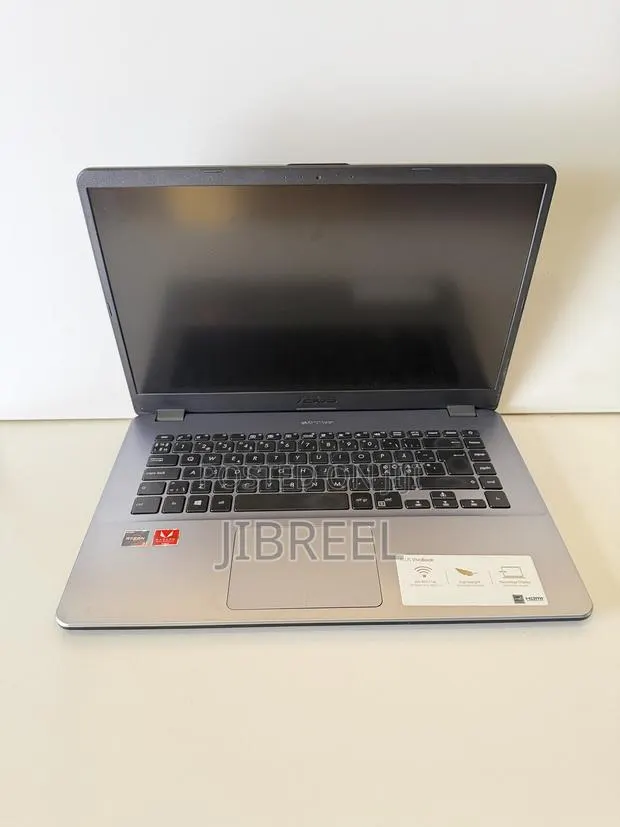 Laptop Asus F50Z 8GB AMD Ryzen 3 SSD 256GB