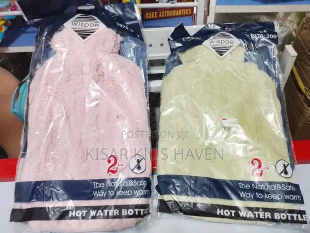 Hot Water Bottle With Fleece Cover 2L · Photo 1