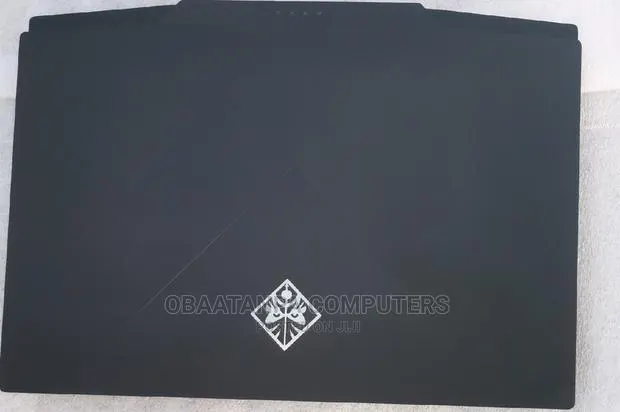 Laptop HP Omen 17 8GB Intel Core I7 SSD 256GB · Photo 1