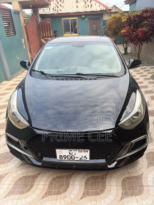 Hyundai Elantra 2014 Black · Photo 1