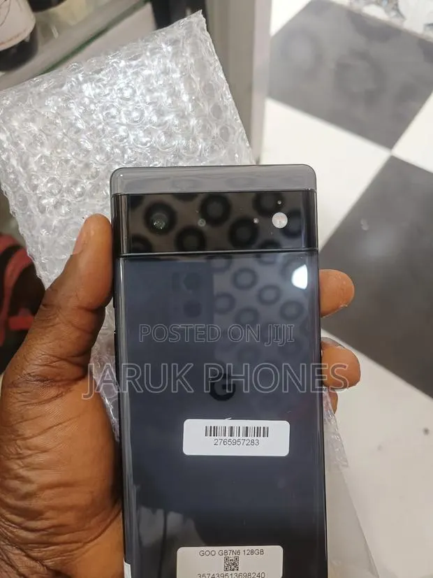 Google Pixel 6 128 GB Black · Photo 1
