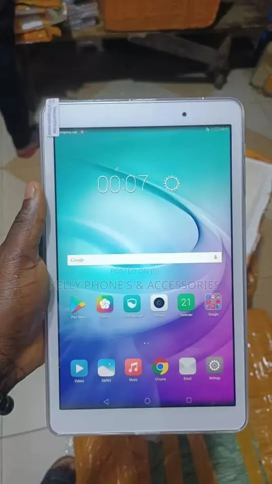 Huawei MediaPad 64 GB White · Photo 1