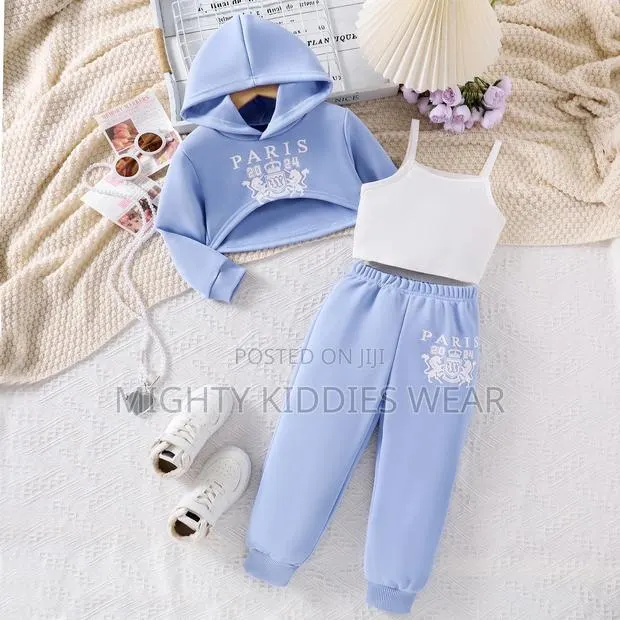 3pcs Girls Clothing. Ages 6,7yrs · Photo 1
