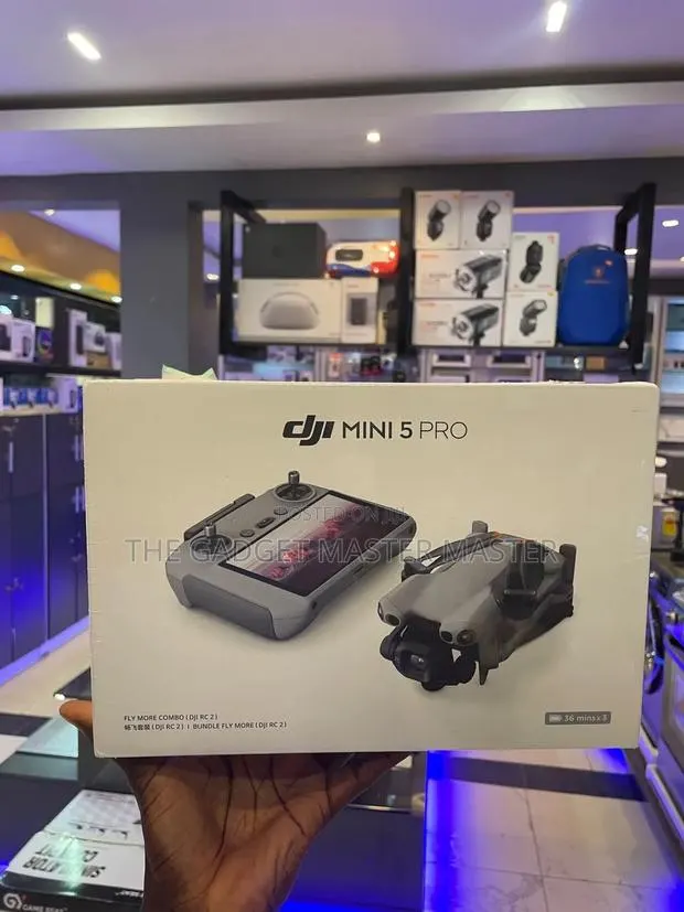 Dji Mini 5 Pro Drone Flymore Combo · Photo 1