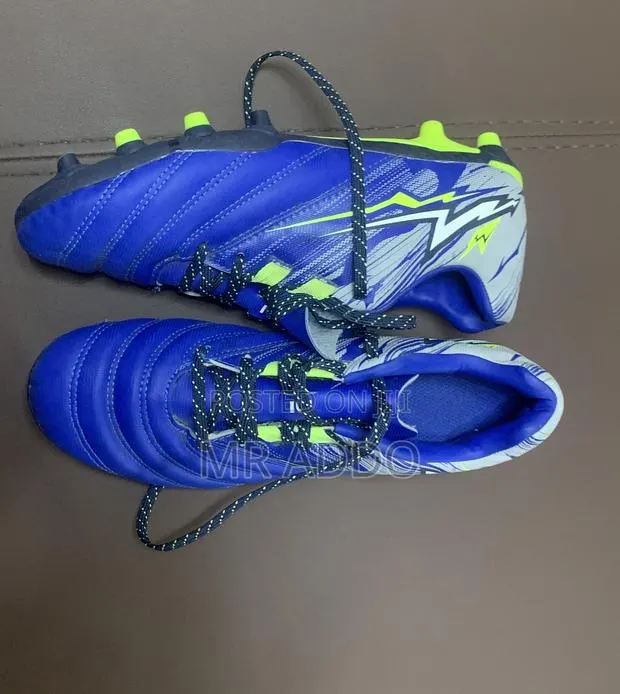 Kipsta Football Boots · Photo 1