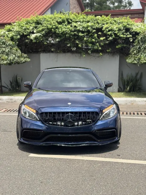 Mercedes-Benz C43 4Matic Coupe AWD (3.0L V6 9AM) 2018 Blue · Photo 1