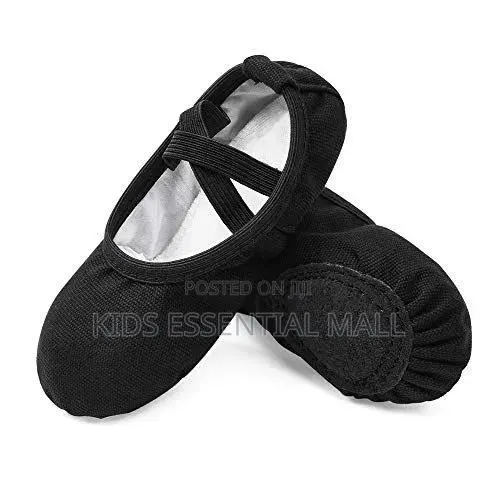 Black or Red Ballet Shoes for Kids · Photo 1
