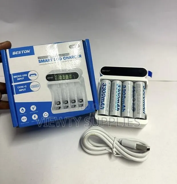High Capacity Rechargeable Aa Battery With 4 Bay Aa/Aaa + Usb Charger · Photo 1