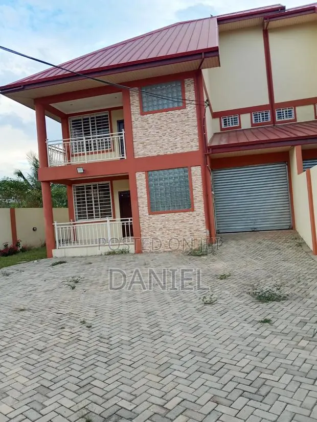 3bdrm House in A2 Danilos Services, Oyibi for rent · Photo 1