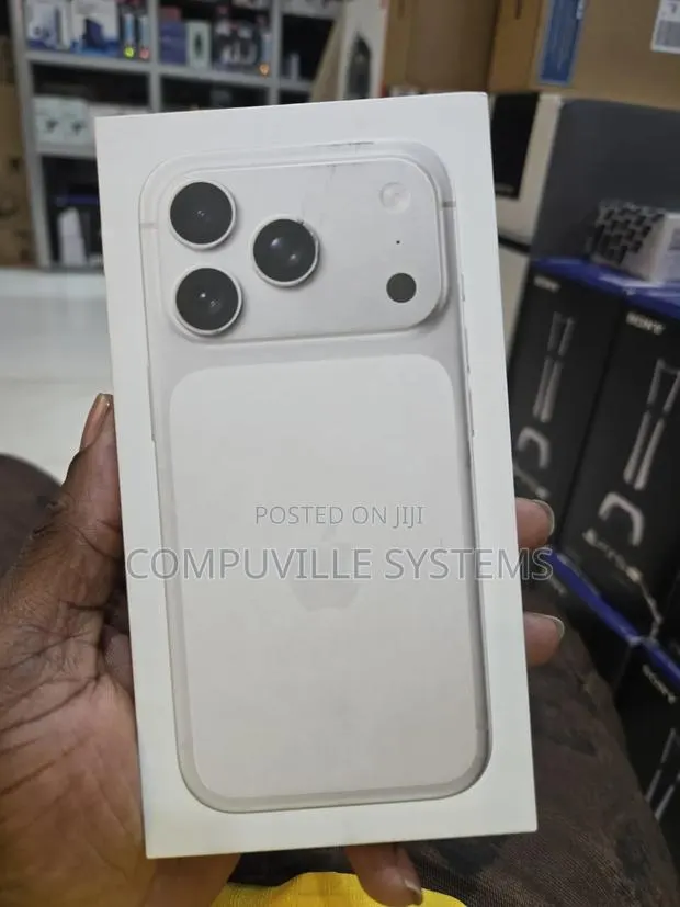 New Apple iPhone 17 Pro 256 GB Silver · Photo 1