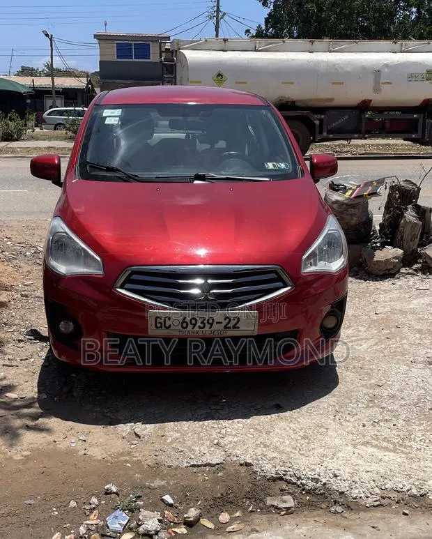 Mitsubishi Mirage 2018 Red · Photo 1