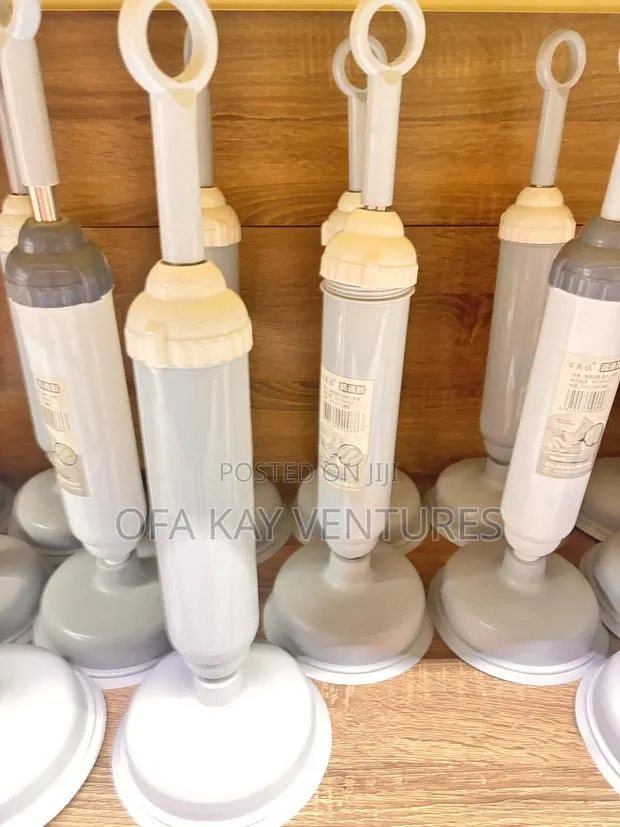 A Manual Plunger · Photo 1