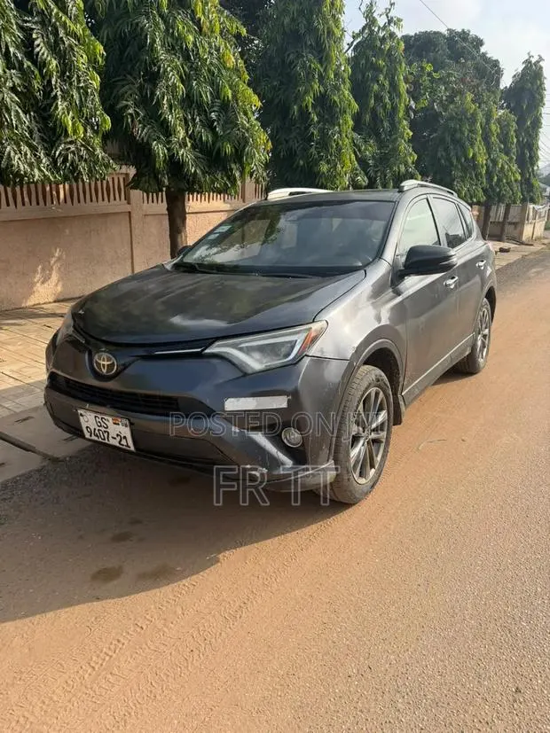 Toyota RAV4 2018 Matt Black · Photo 1