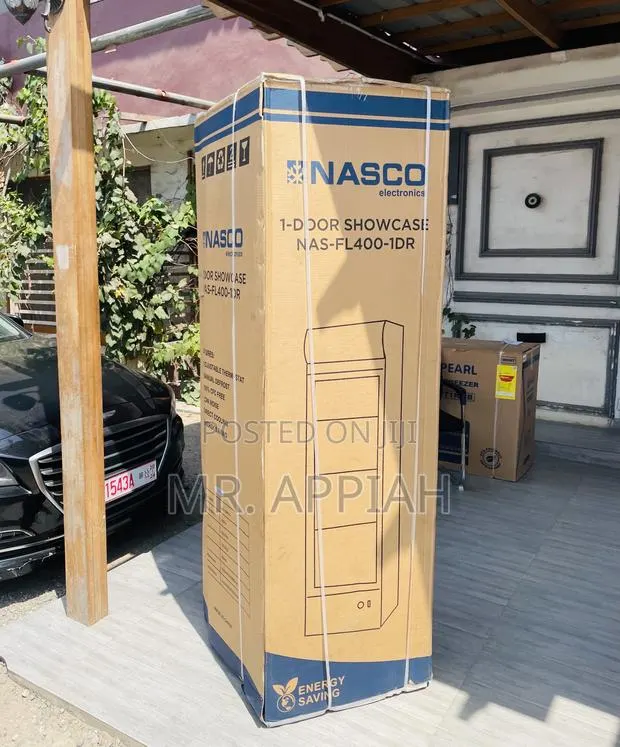 Frosty Finesse Nasco Nas-400-1dr 1 Door Beverage Cooler. · Photo 1