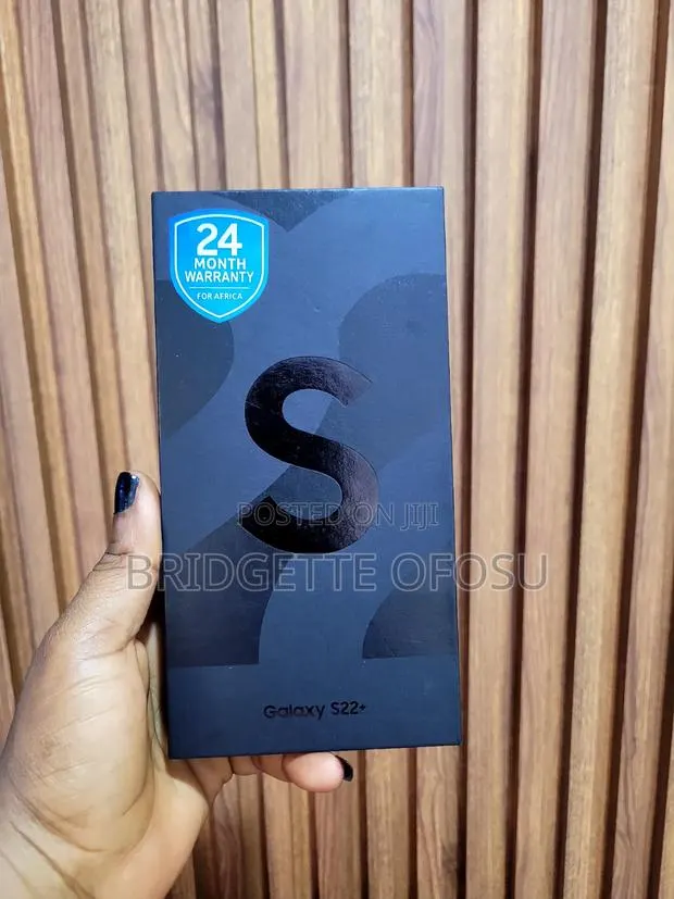 New Samsung Galaxy S22+ 5G 128 GB Black · Photo 1