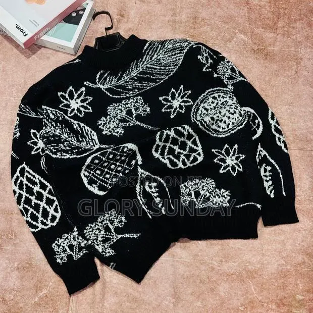 Pullover Long Sleeves · Photo 1