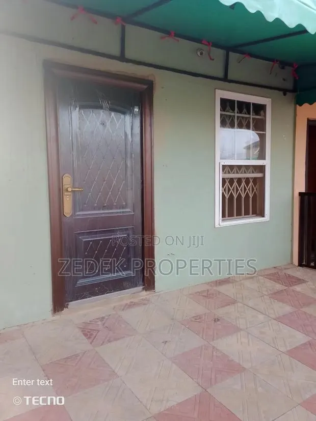 1bdrm Apartment in Zedek Properties, Ashomang Estate for rent · Photo 1