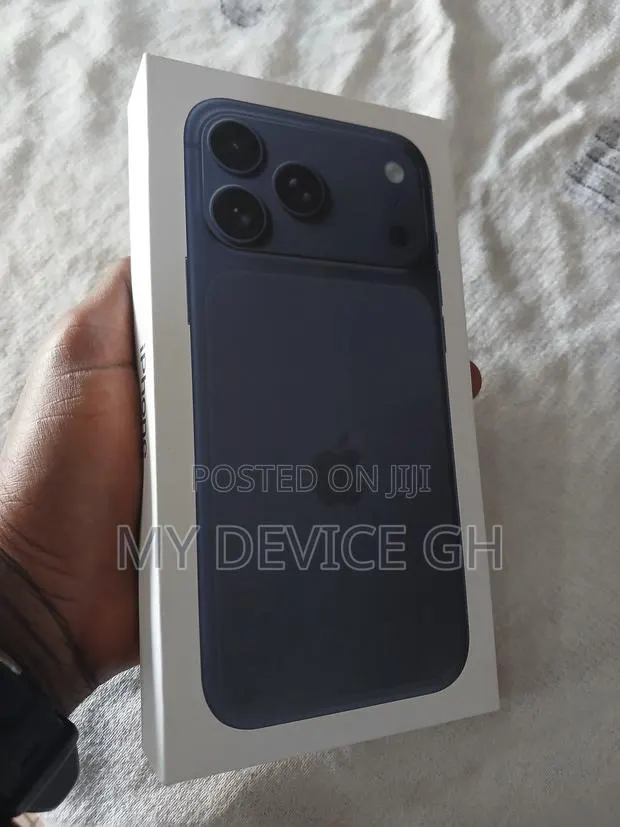 New Apple iPhone 17 Pro Max 1 TB Blue · Photo 1