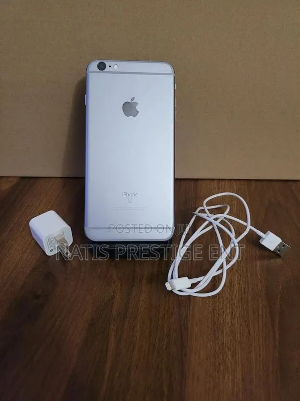 Apple iPhone 6s 64 GB Silver · Photo 1