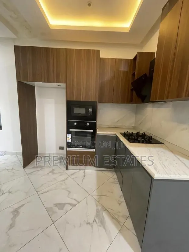 4bdrm House in Adjiriganor for rent