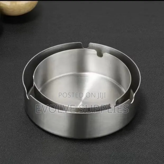 8cm Stainless Ashtray · Photo 1