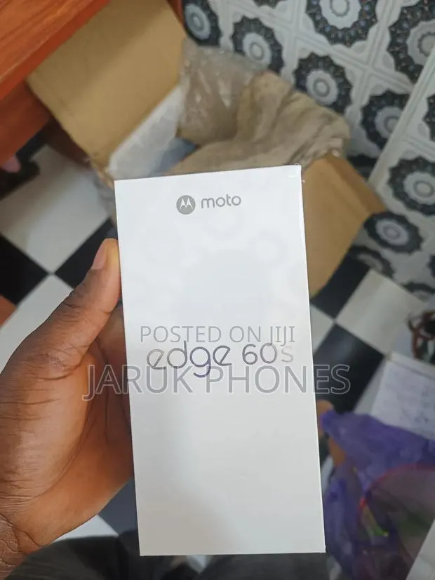 New Motorola Edge 60 Fusion 512 GB Purple · Photo 1