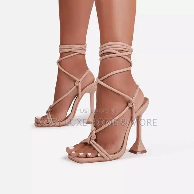 Ladies High Heel · Photo 1