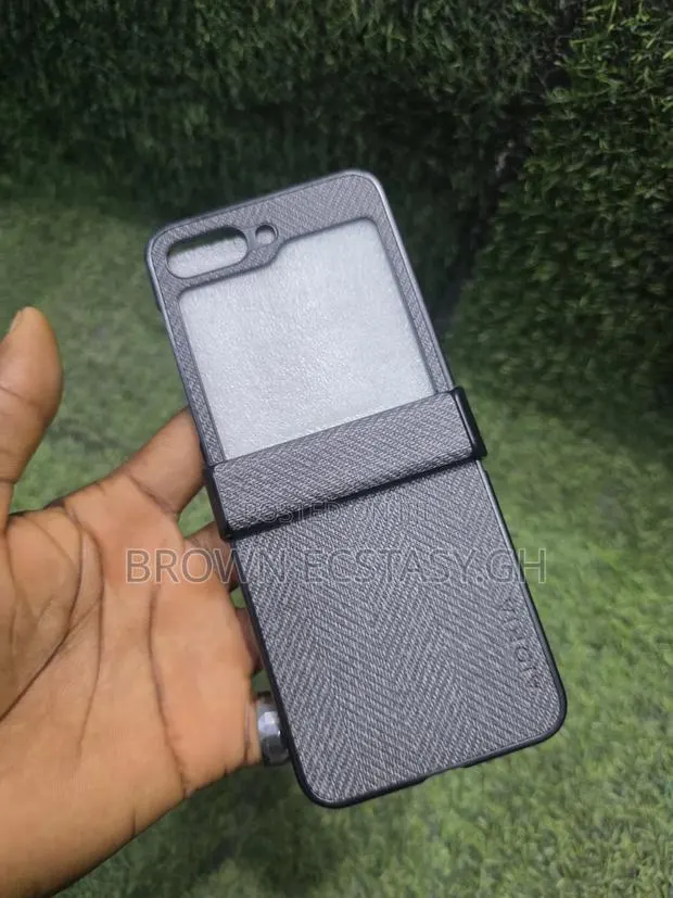 Samsung Galaxy Flip 5/ Flip 6 Aioria Case With Hinge · Photo 1