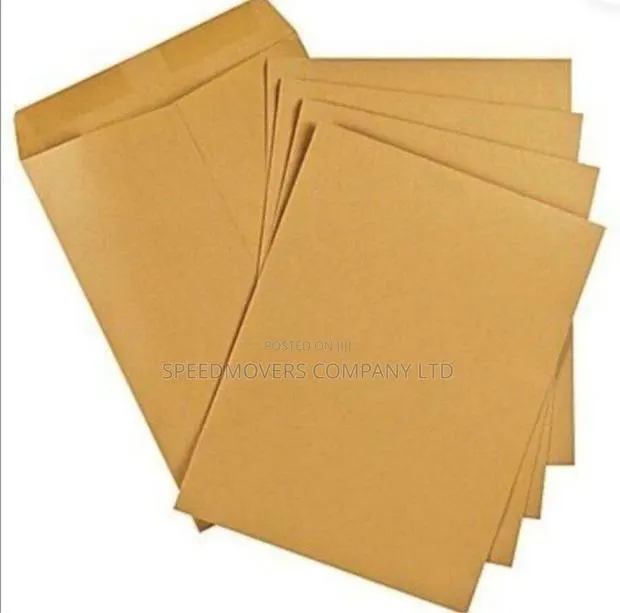 A4 Brown and White Envelopes · Photo 1