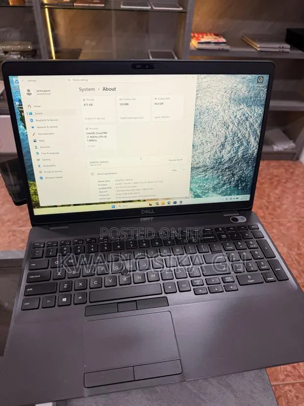 Laptop Dell Latitude 5500 16GB Intel Core i7 SSD 512GB · Photo 1